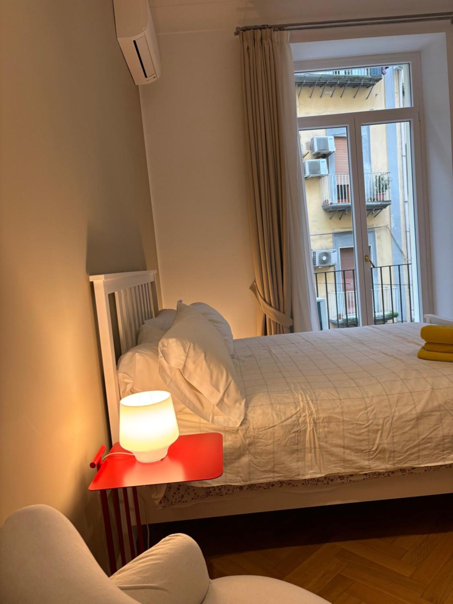 Napoliforever Chiaia Apartment Экстерьер фото