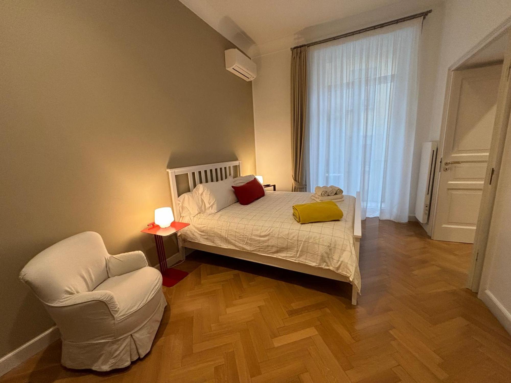 Napoliforever Chiaia Apartment Экстерьер фото