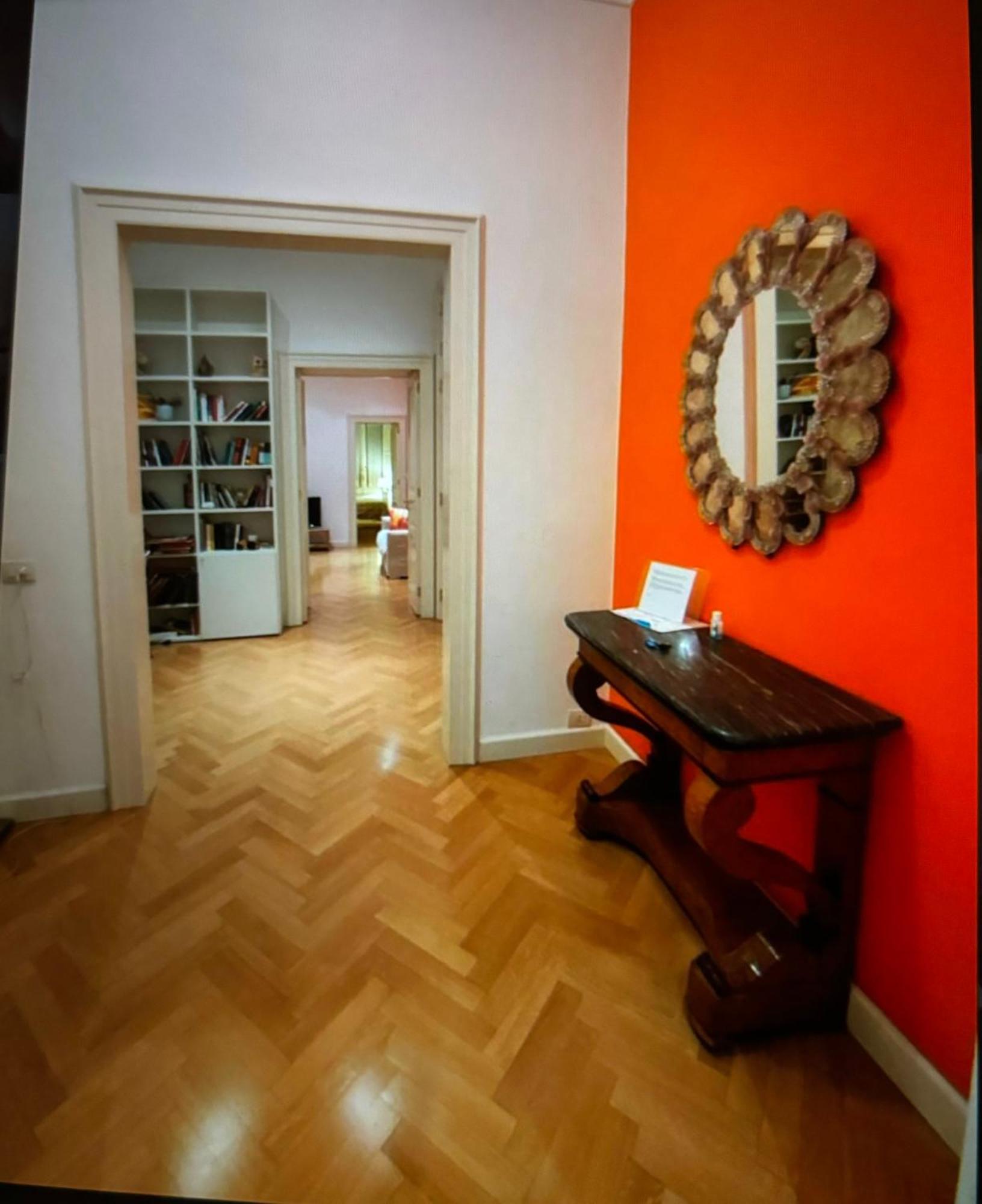 Napoliforever Chiaia Apartment Экстерьер фото